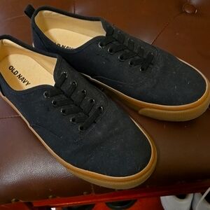 Boys Sneakers Size 4 Old Navy